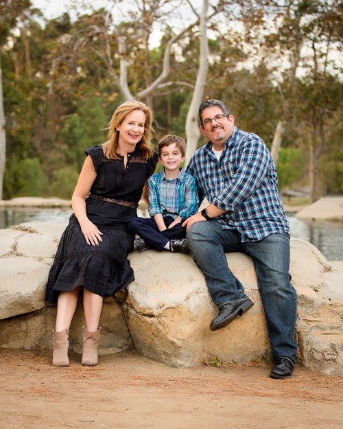 Los Angeles Family Photographer - Mom and dad with son